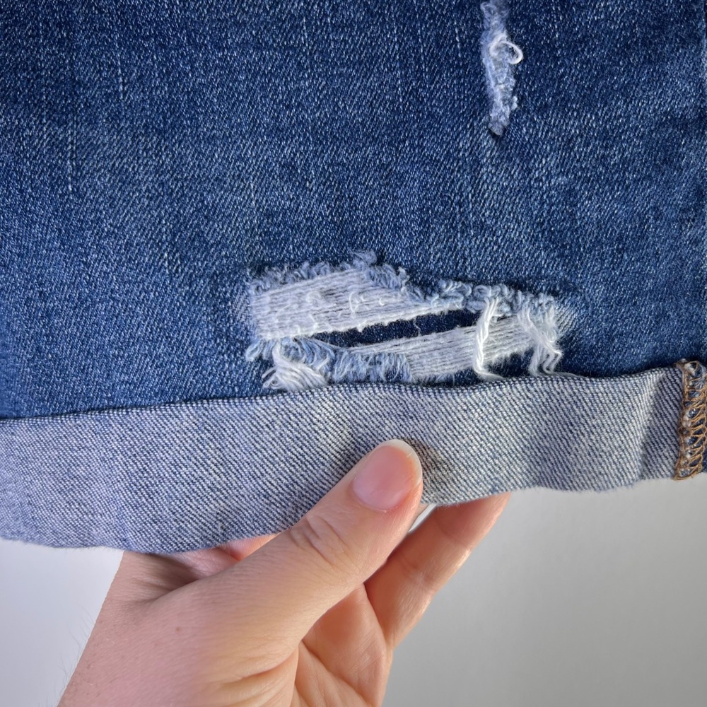 Old‎ Navy Womens 14 Shorts Slim Midi Dark Beach Tree Distressed Cuffed Denim - Picture 5 of 7